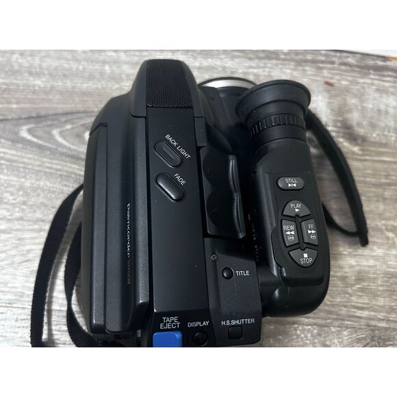 Panasonic Camcorder Palmcorder VHS-C Palm Sight PV-L557 16x Optical Zoom - Picture 4 of 8